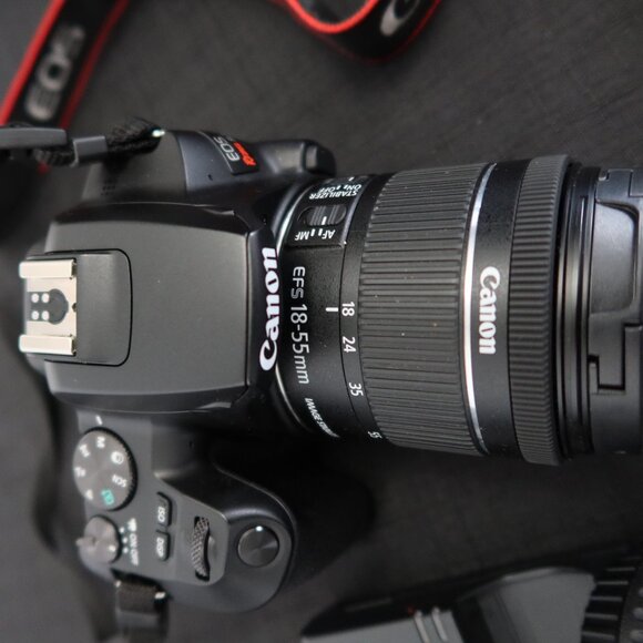 Canon EOS Rebel SL3 DSLR Camera with 18-55mm - Picture 6 of 9